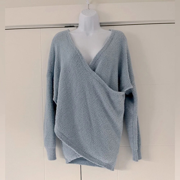 Design Lab/ Teddy plush wrap  sweater/ Size US XS (FITS OVERSIZED) - Picture 4 of 11